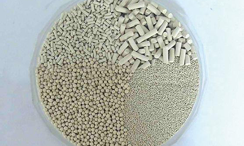 Minimum Pore Size of Activated Alumina